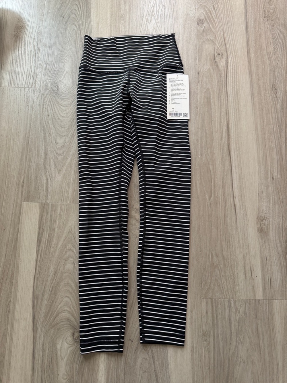 Lululemon winder under HR right 25”